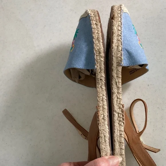 Talbots Blue & Tan Flamingo Embroidered Espadrilles - Picture 5 of 8